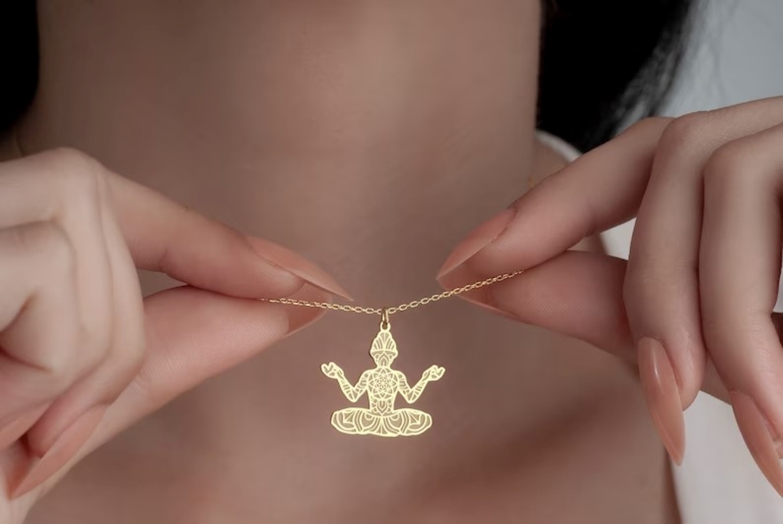 Navan 925 Ayar Gümüş Meditasyon ve Yoga Kolyesi (Gold, Silver ve Rose)