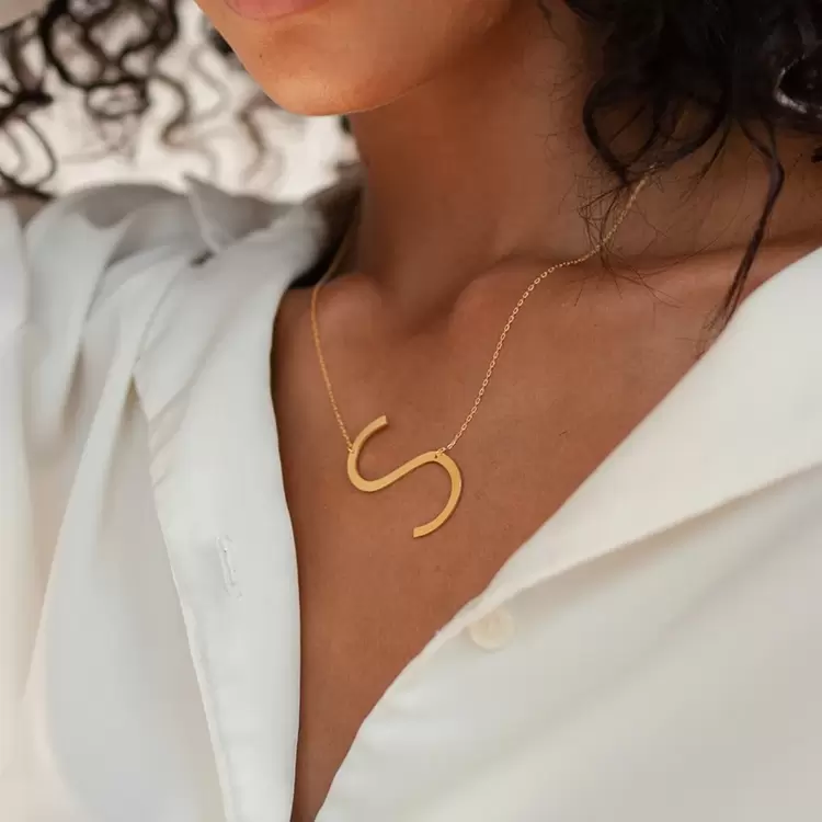 Navan 925 Ayar Gümüş Kişiye Özel Büyük Harf Kolye (Gold, Silver ve Rose)