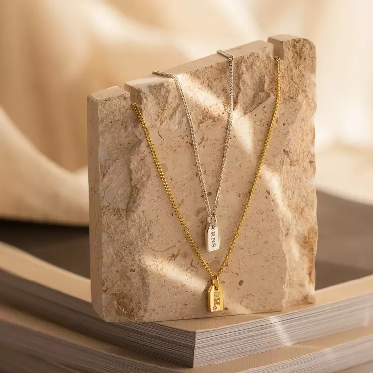Navan 925 Ayar Gümüş Kişiye Özel Harfli Plaka Kolye (Gold, Silver ve Rose)