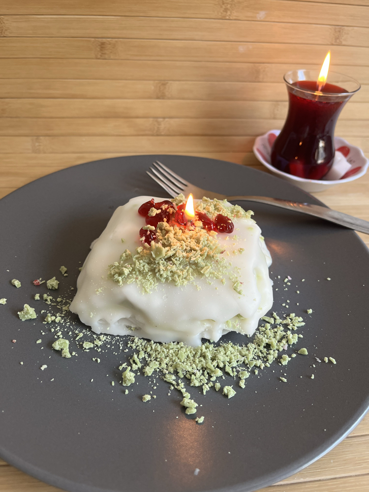 GÜLLAÇ Mum