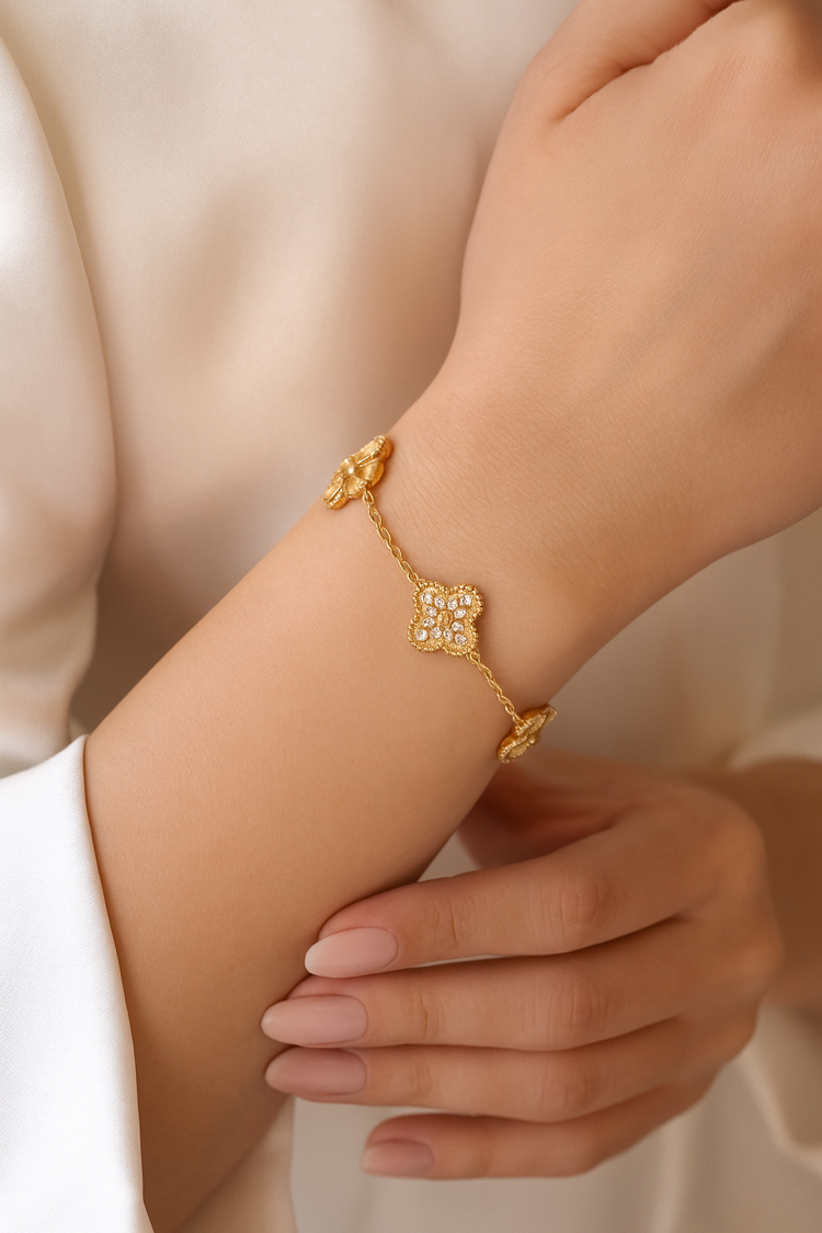 316L Paslanmaz Çelik Taşlı Van Cleef – Kararmayan, Suya ve Parfüme Dayanıklı