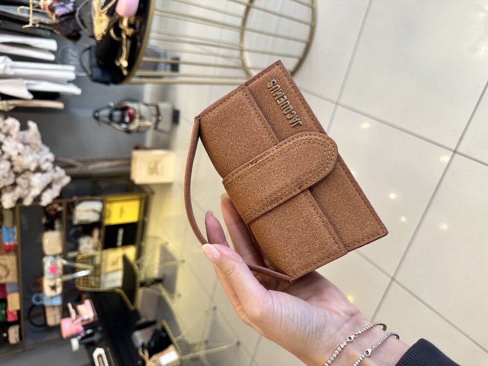 Jacquemus Le Bambino mini