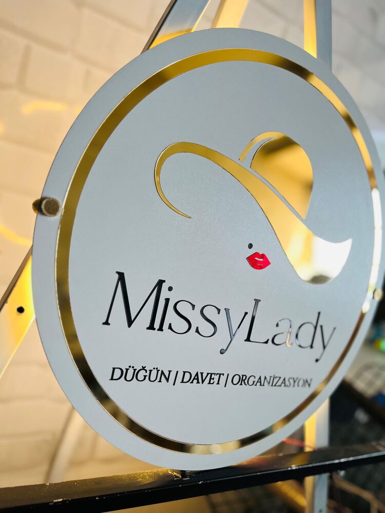 ✨ MDF Üzeri Pleksi Kesim Lüks Tabela – Kurumsal & Şık Tasarım