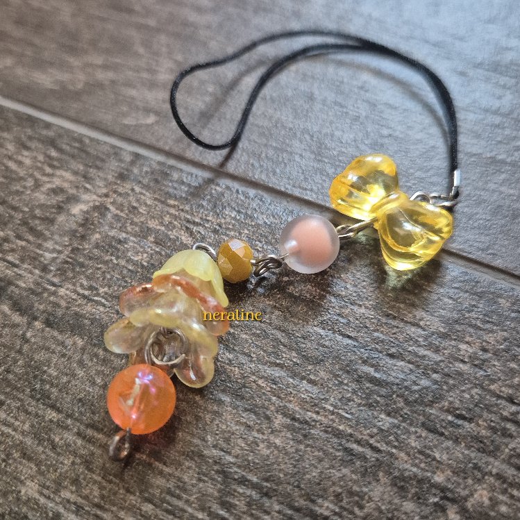 Sarı-Turuncu Charm