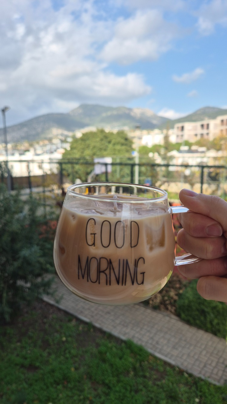 Büyük Boy Café Latte
