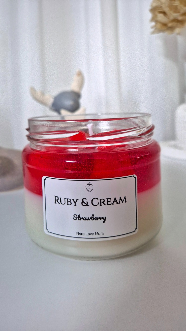 Ruby & Cream Strawberry