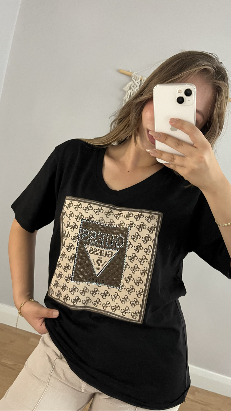 Taş baskılı guess tişört 