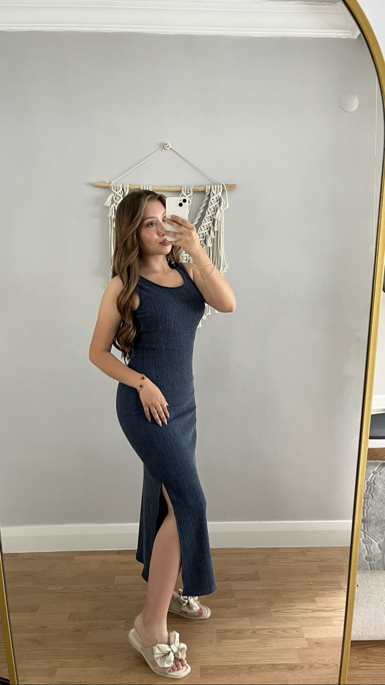 Yırtmaç detaylı elbise indigo mavi