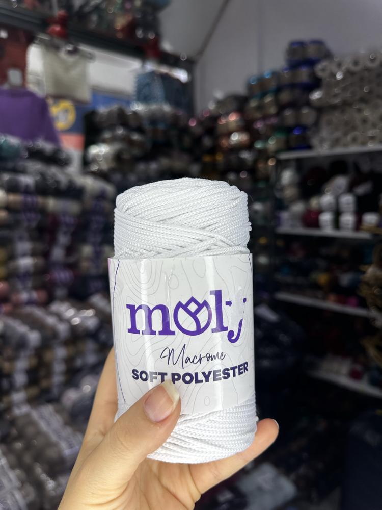 Soft Polyester Macrome