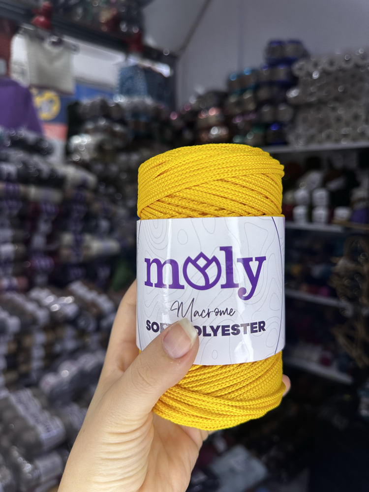 Soft Polyester Macrome 