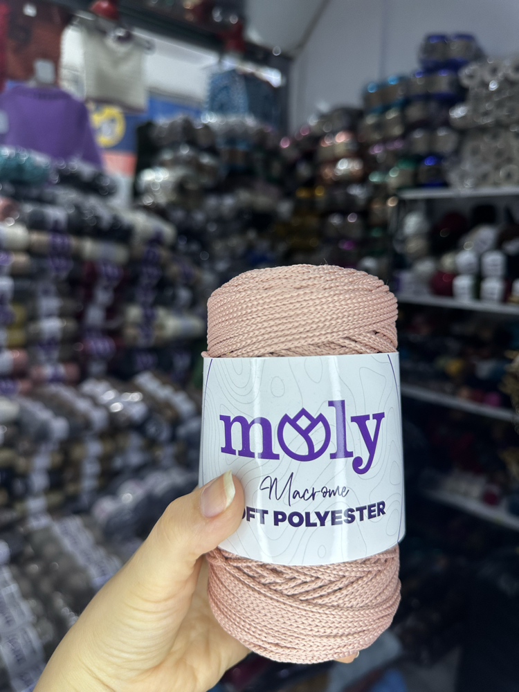 Soft Polyester Macrome 