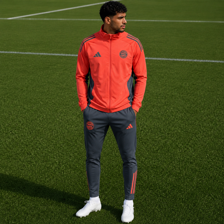 Adidas Dalgıç Bayern Eşofman