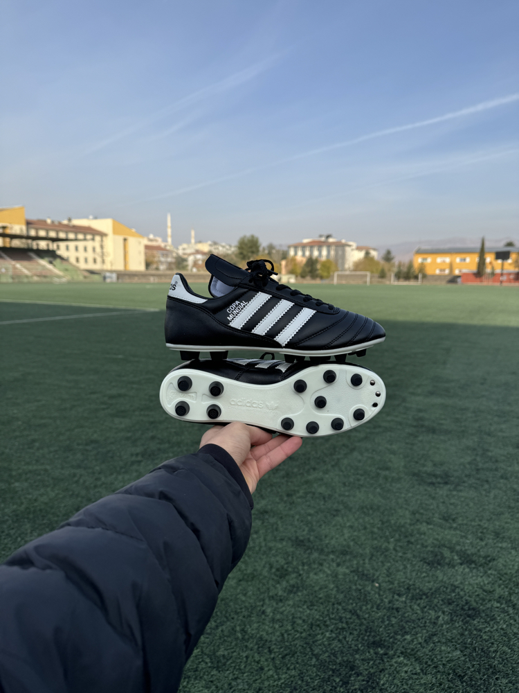 Adidas Copa Mundial Efsane