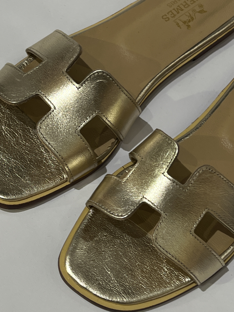 Hermes Women’s Leather Slides