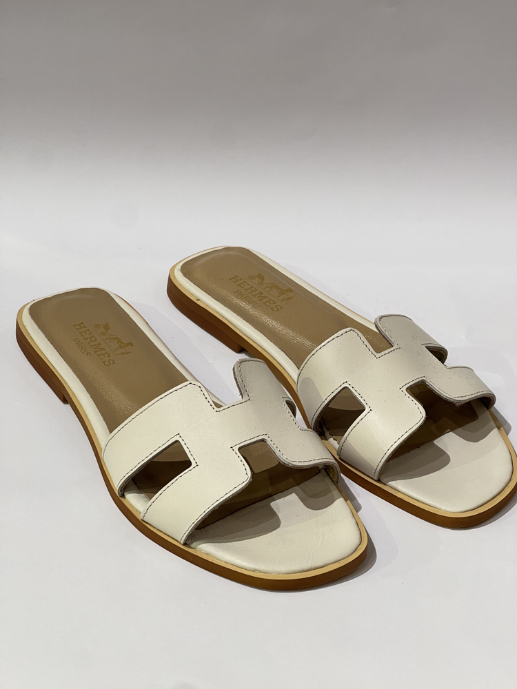 Hermes Women’s Leather Slides