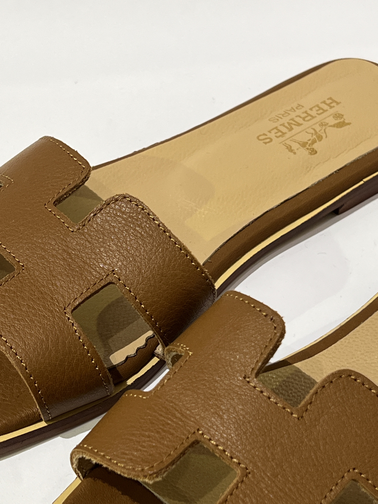 Hermes Women’s Leather Slides