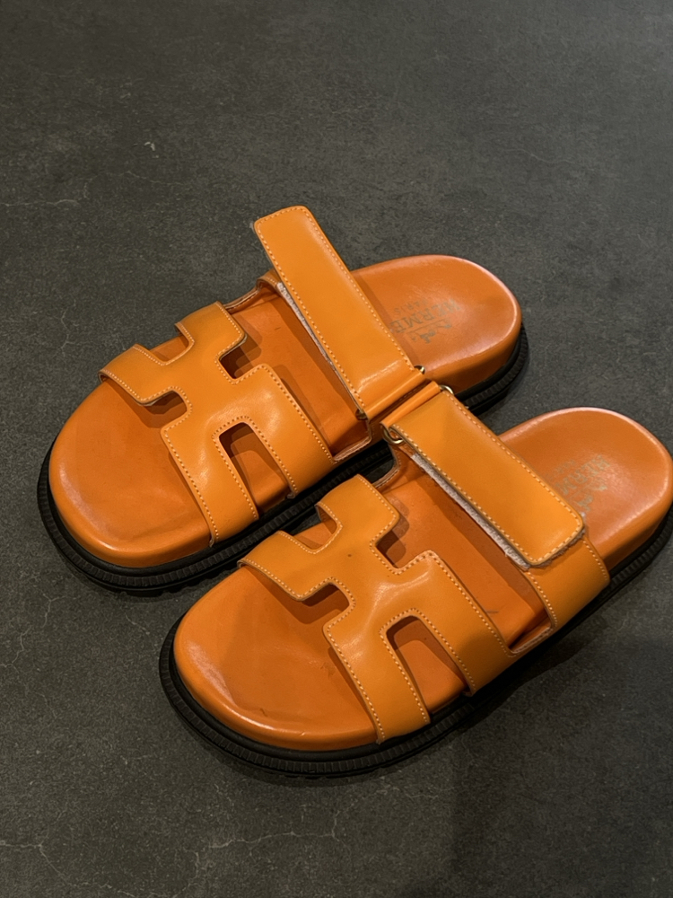 HERMES Women’s Leather Slides
