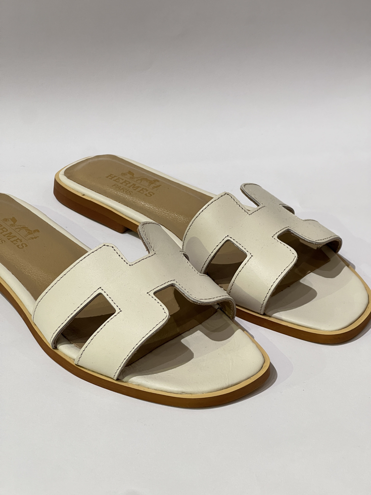 Hermes Women’s Leather Slides