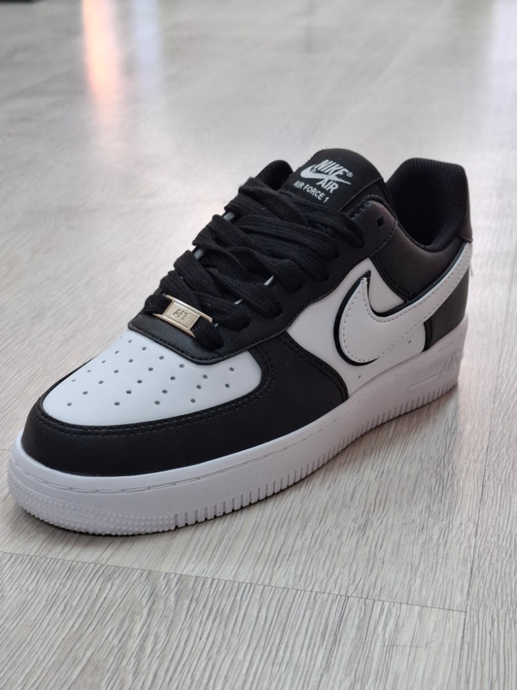 Nike Air Force 1'07 Siyah-Beyaz