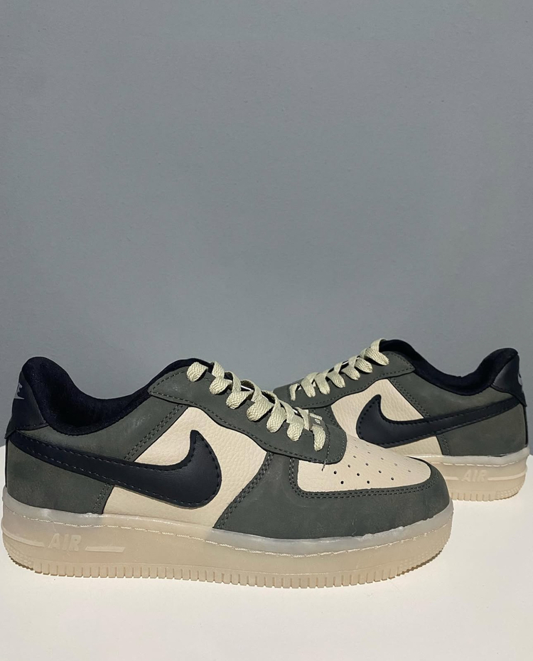 Nike Air Force 1 Low