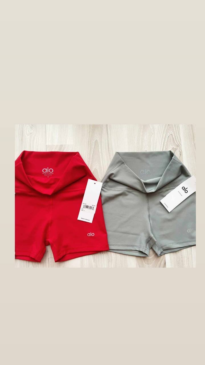 ALO YOGA MİNİ BİKER SHORTS