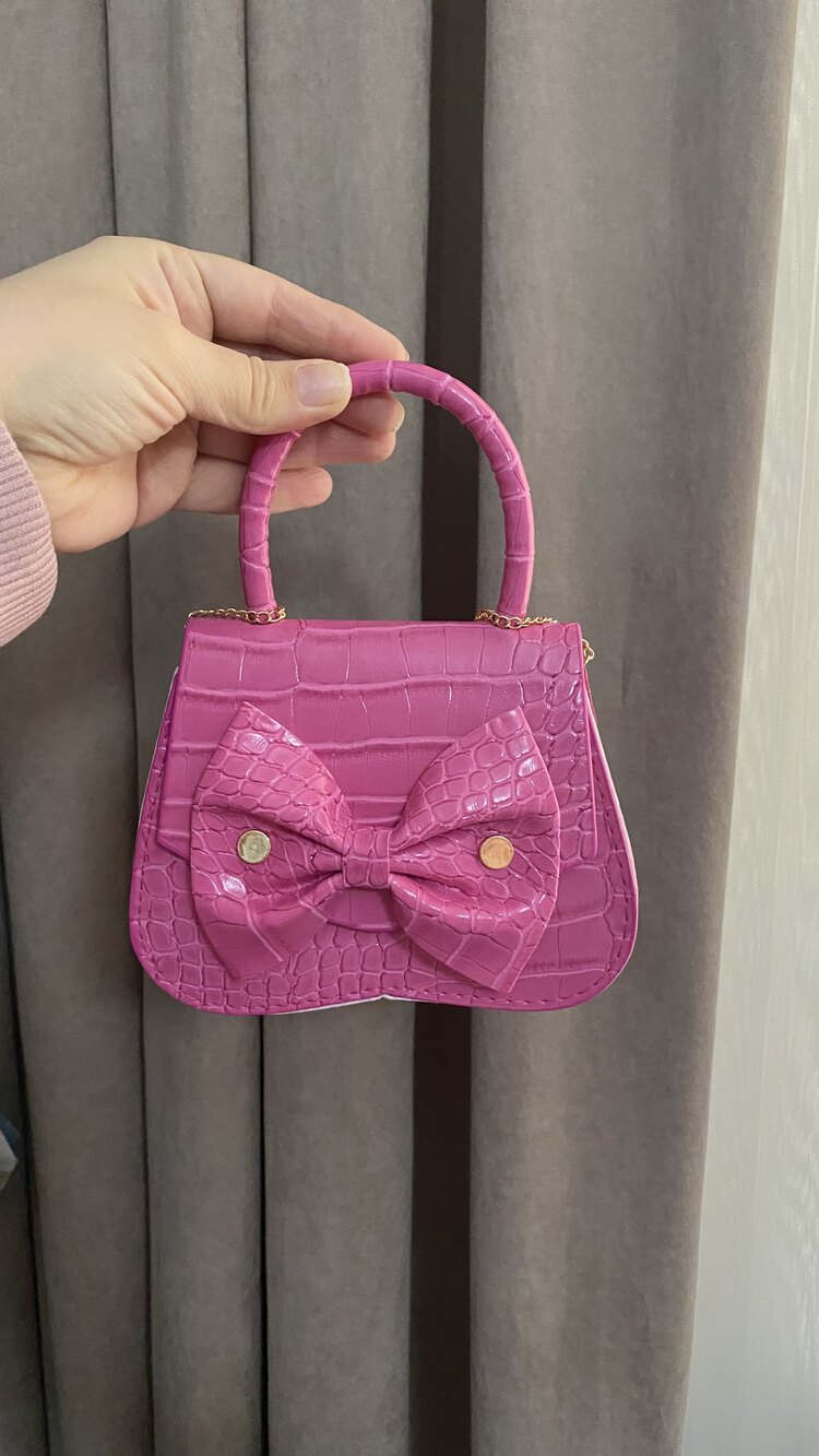 KIZ ÇOCUK PEMBE RENK YANDAN ZİNCİR ASKILI ÇANTA