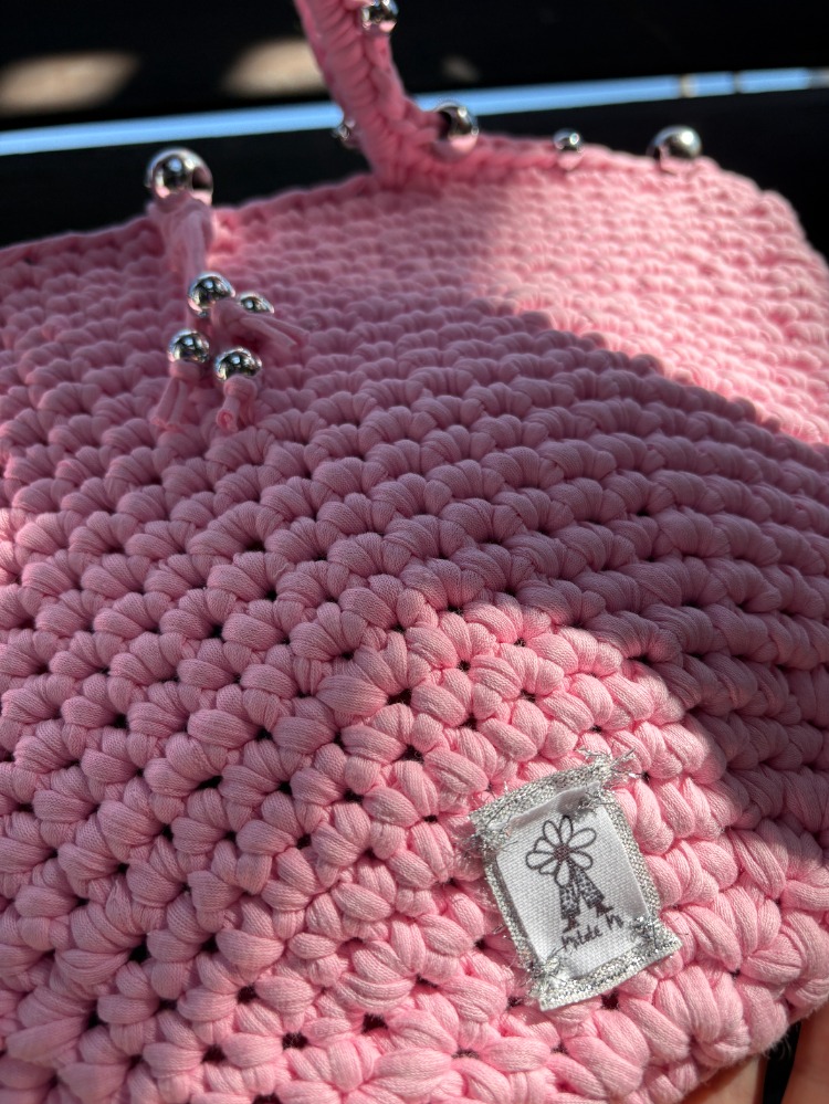 Hayali Kitap Kulübü | Boncuklu Çanta Pembe ve Kart Baskı