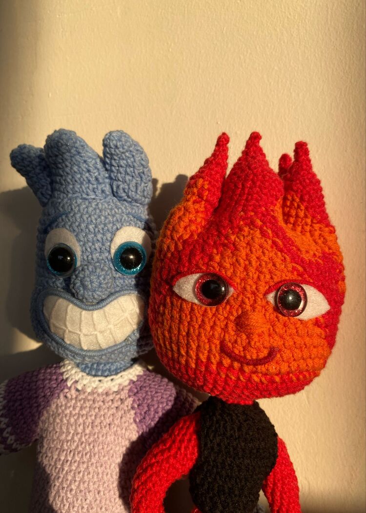 Ateş ve Su bebek