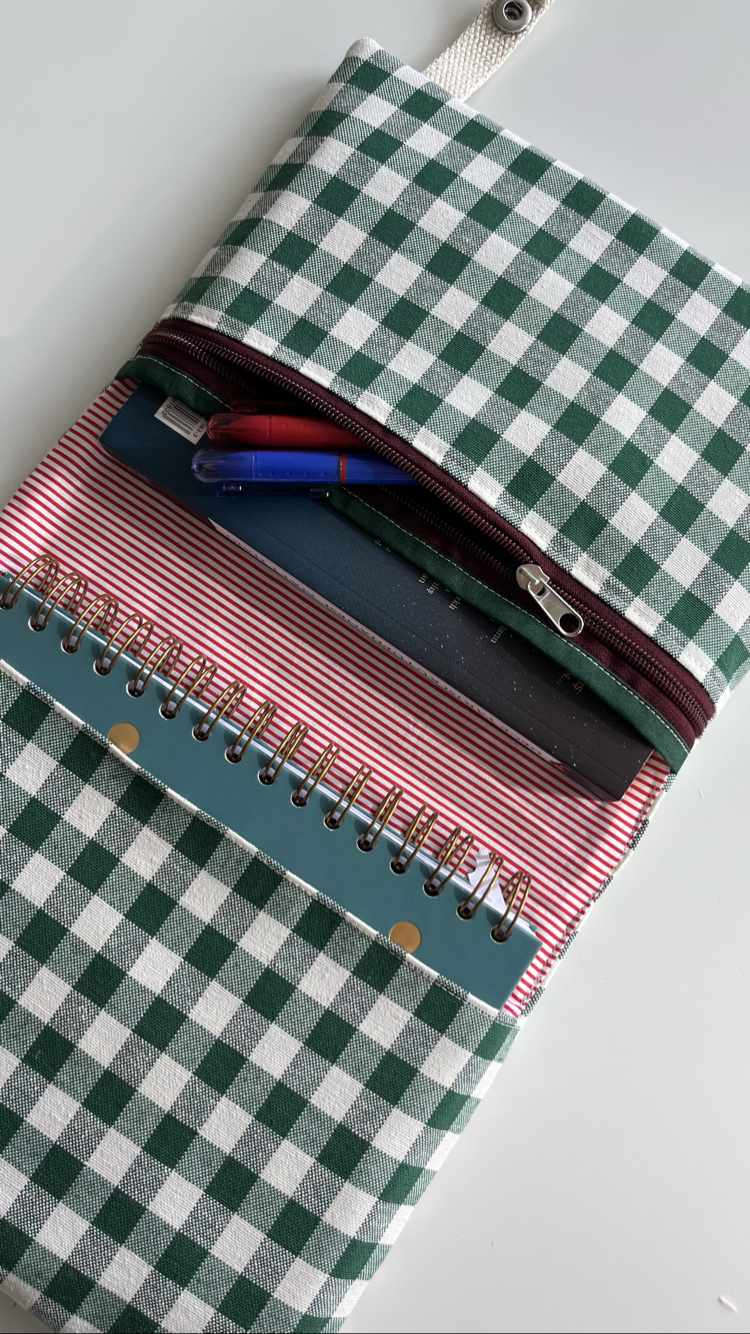 çok gözlü kitap/tablet kılıfı yeşil ekose