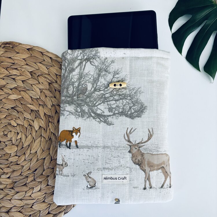 Geyikli Orman • Kitap ve Tablet Çantası
