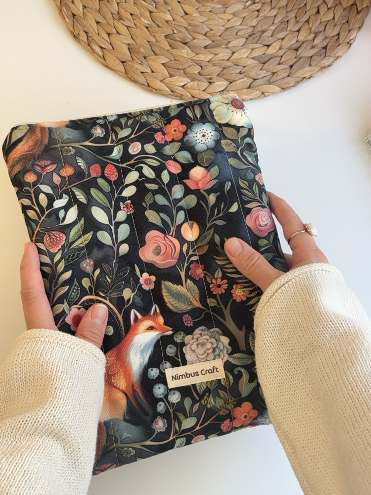 Kızıl Tilki Kitap ve Tablet Çantası