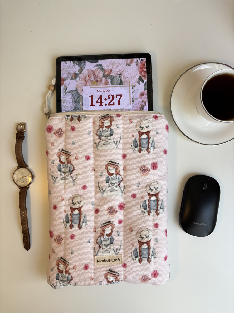 Yeşilin Kızı Kitap ve Tablet Çantası