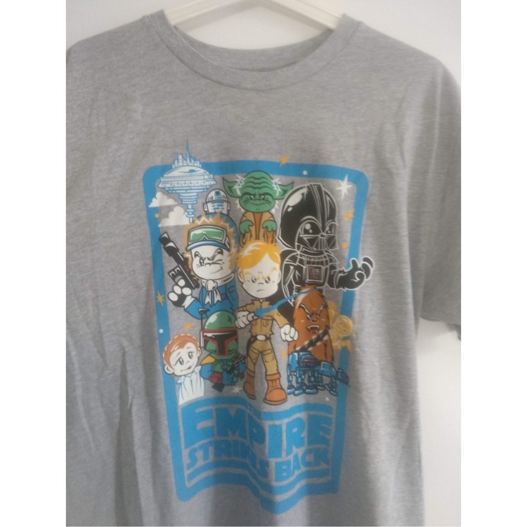 Star Wars x Super7 Cute Strikes Back T-Shirt (Large)