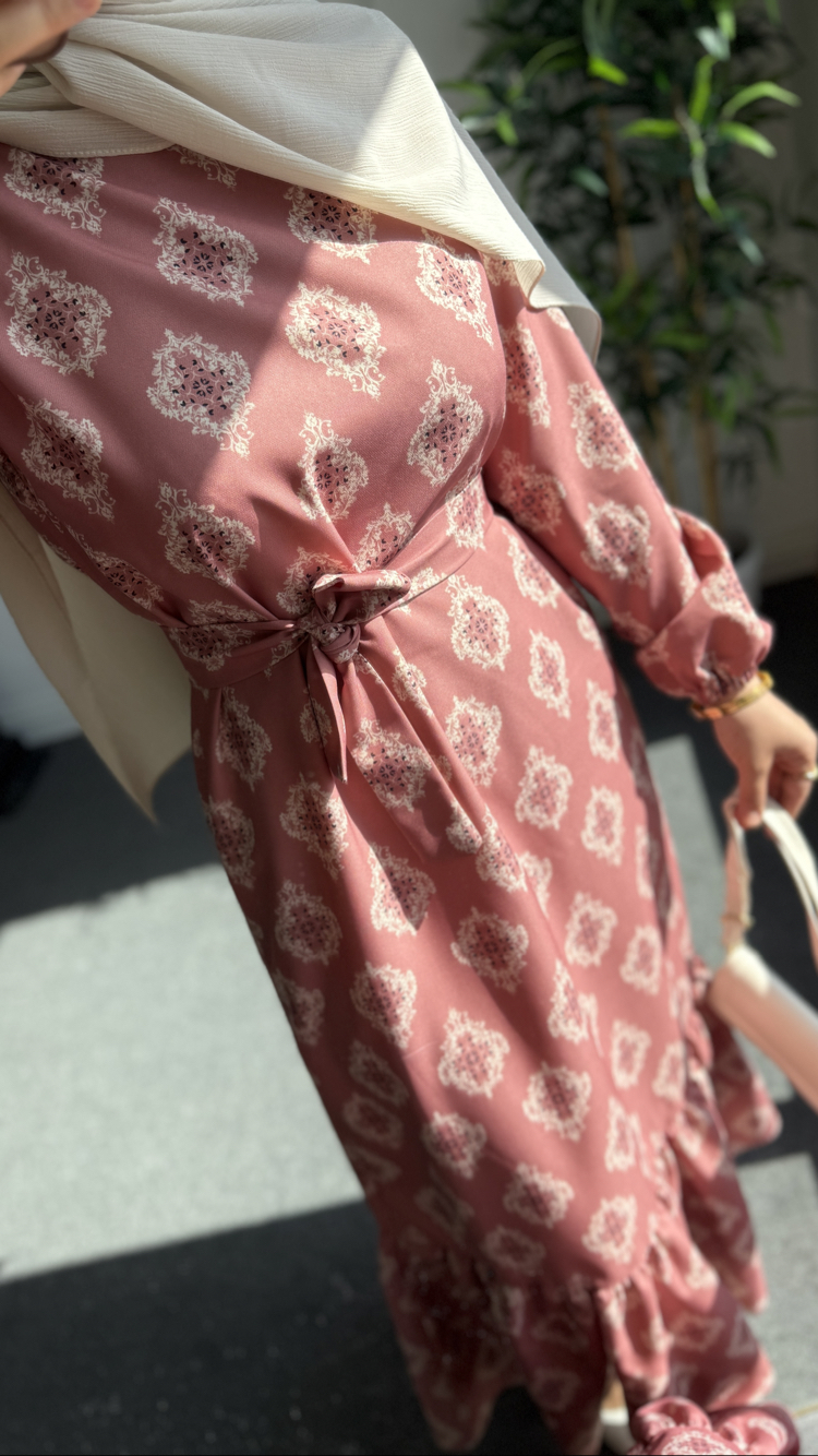 Minel Pembe Elbise