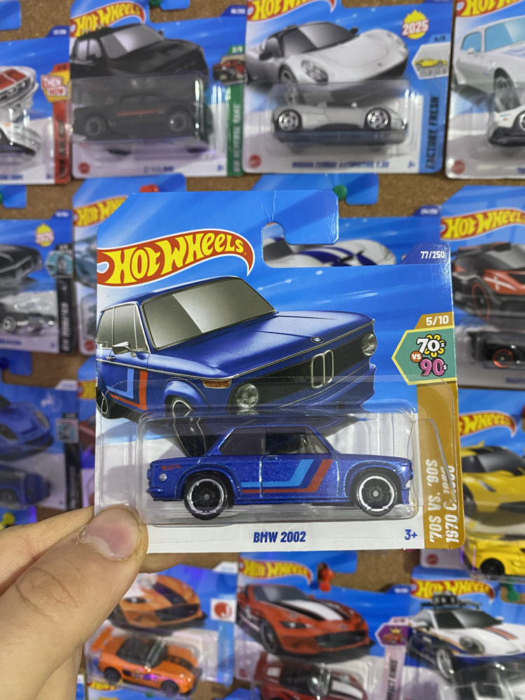 Hotwheels BMW 2002 hot wheels Resimli Kişiye Özel