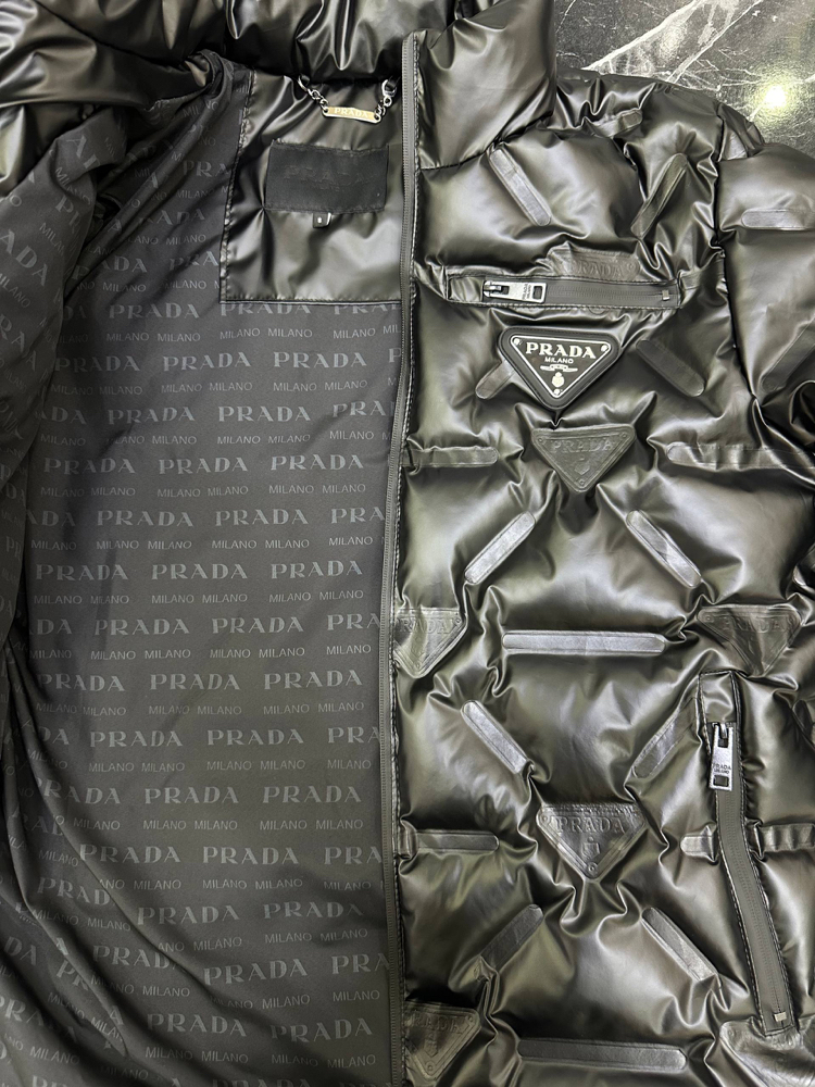 PRADA Damalı Şişme Mont