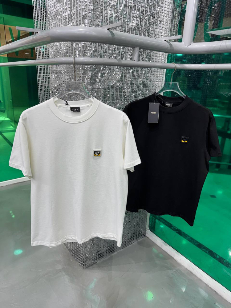 FENDI Siyah Pamuklu T-Shirt