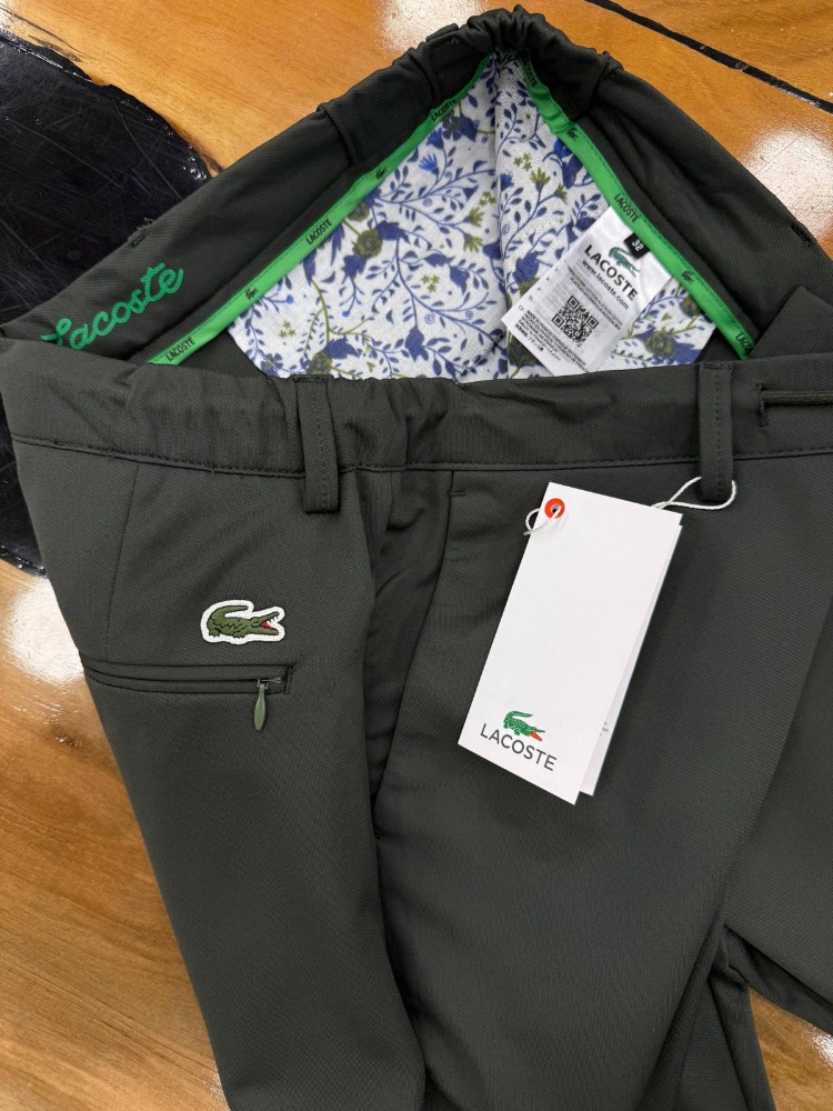 LACOSTE Green Jogger Straight Fit