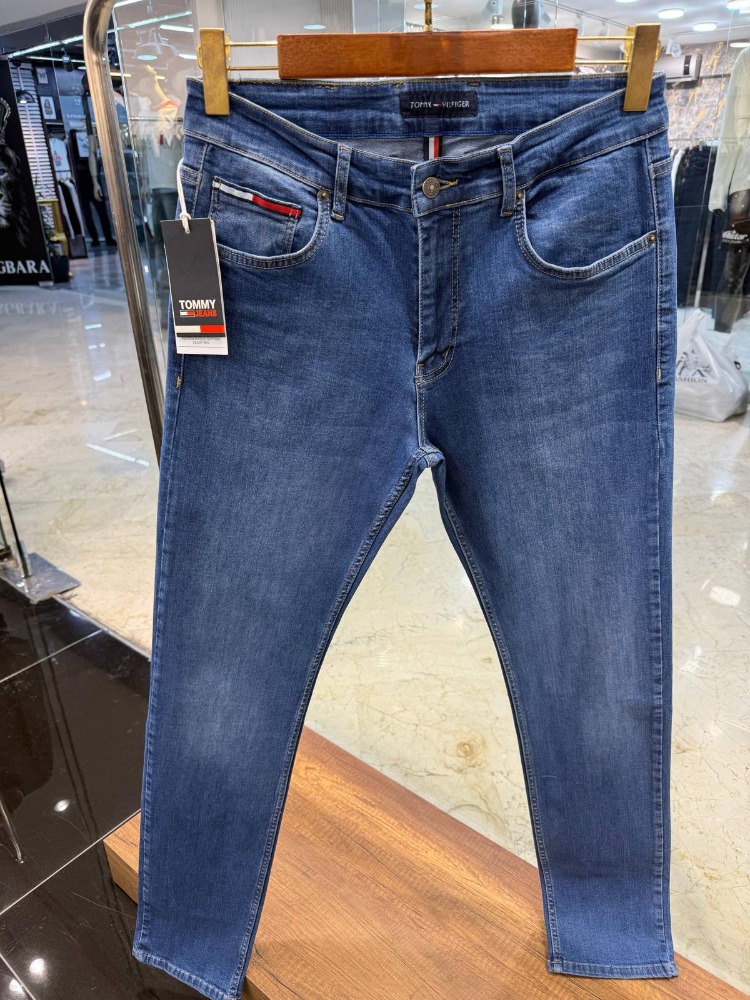 TOMMY HILFIGER Blue Denim Jean Straight