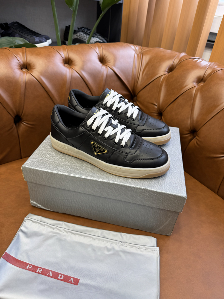 Prada Downtown Black Cream