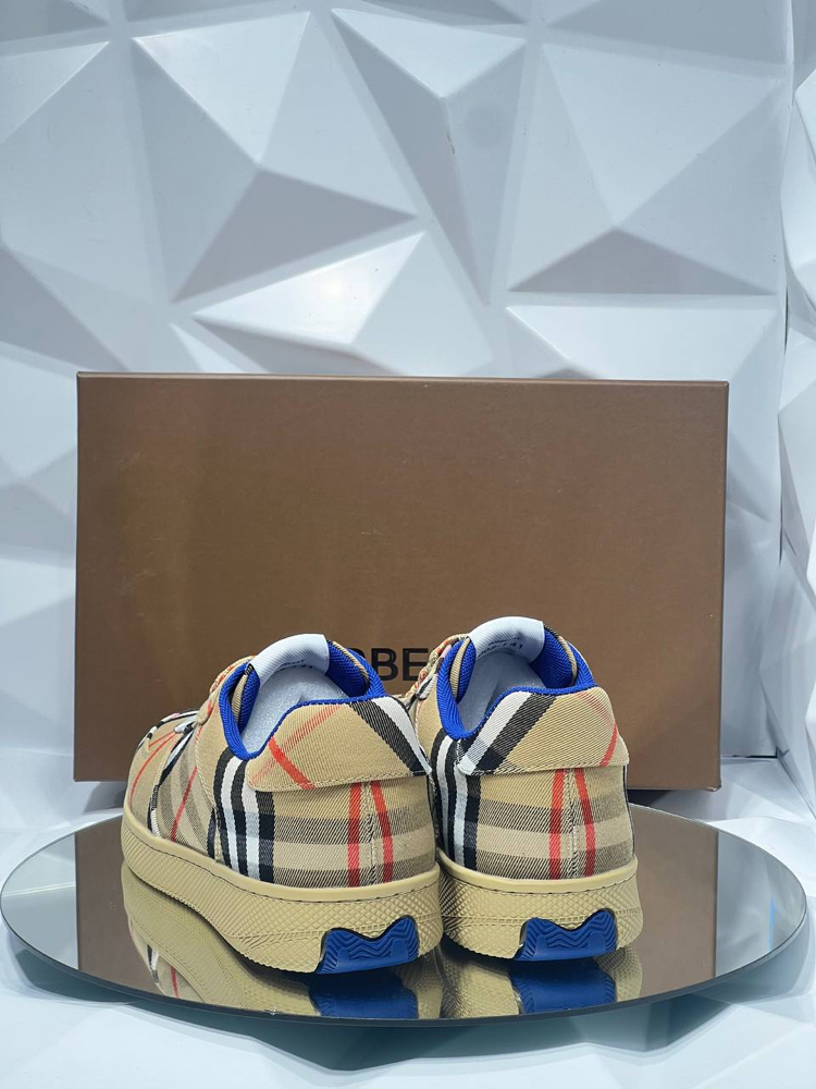 Burberry Sneakers