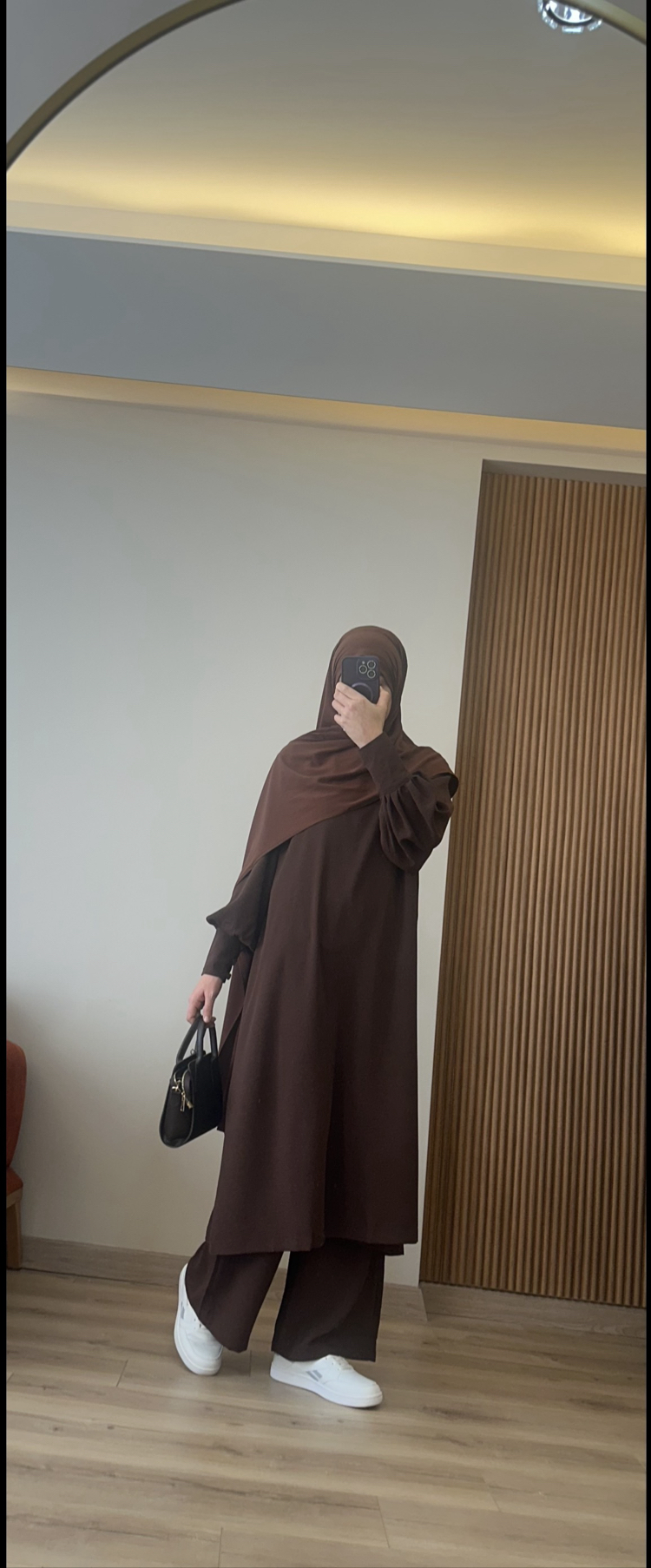 Manşet detaylı Takım (acı kahve )