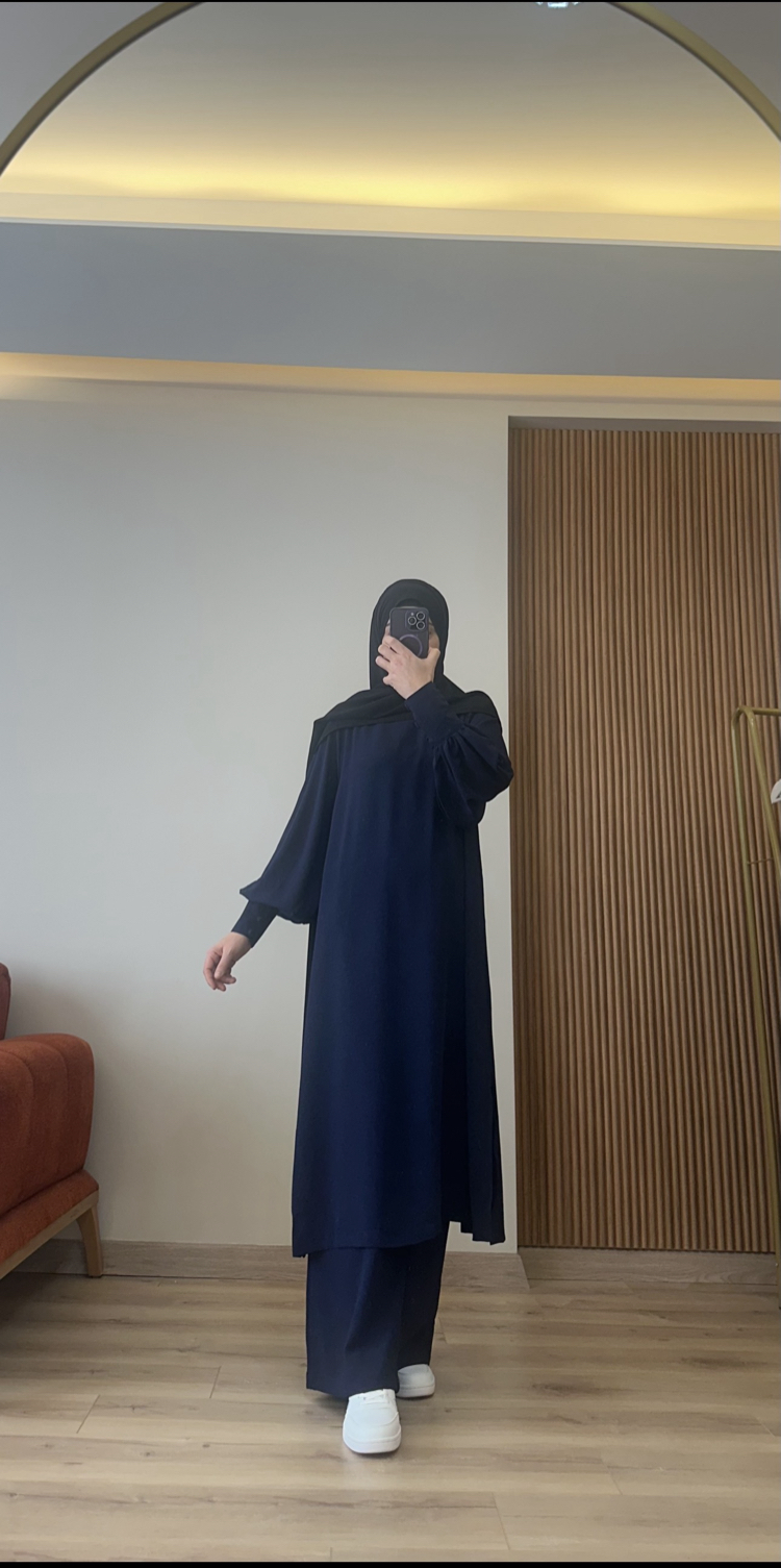 Manşet detaylı Takım (lacivert )