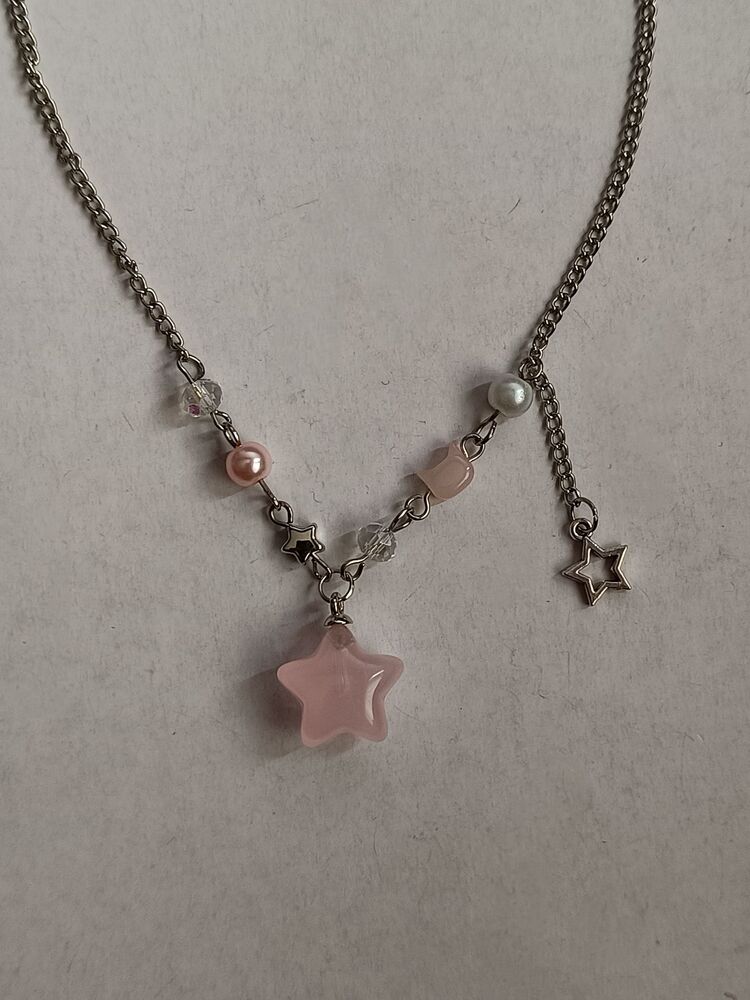 pembe yıldız kolye