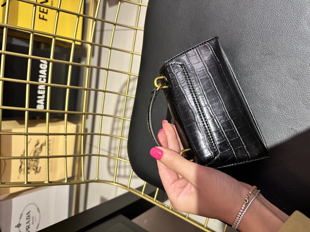 Guess çanta 