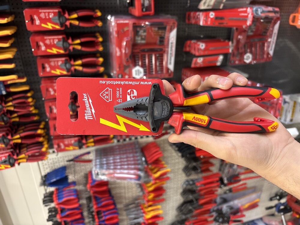 Milwaukee 180 MM Pense 1000 V VDE Made İn Germany ( Yüksek Kalite )