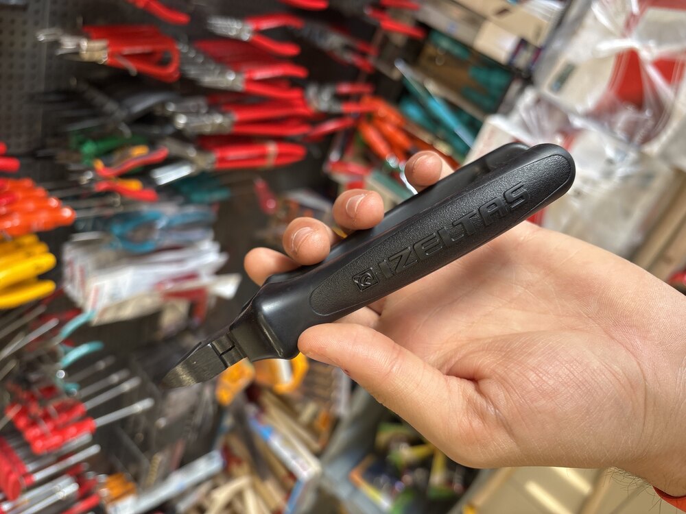 İzeltaş Özel Seri Black Line 160 MM Yan Keski 