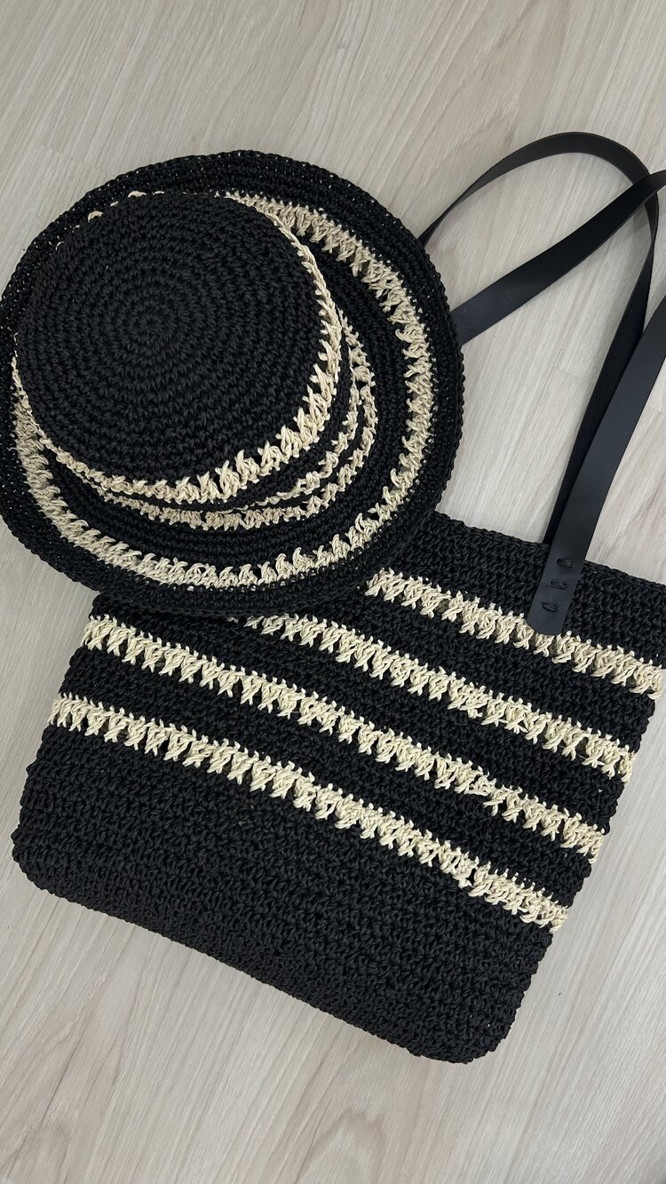 Siyah krem şapka 
