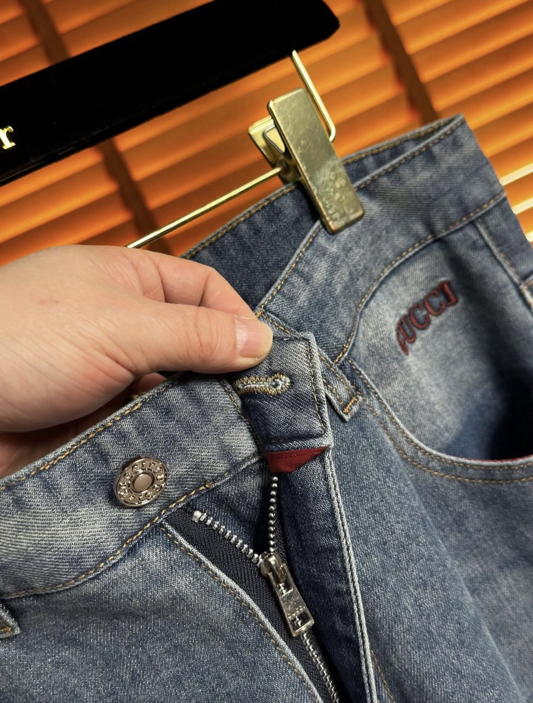 Gucci Jean