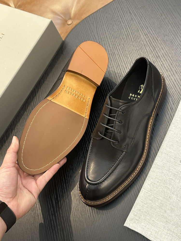 Brunello cucinelli leather shoes